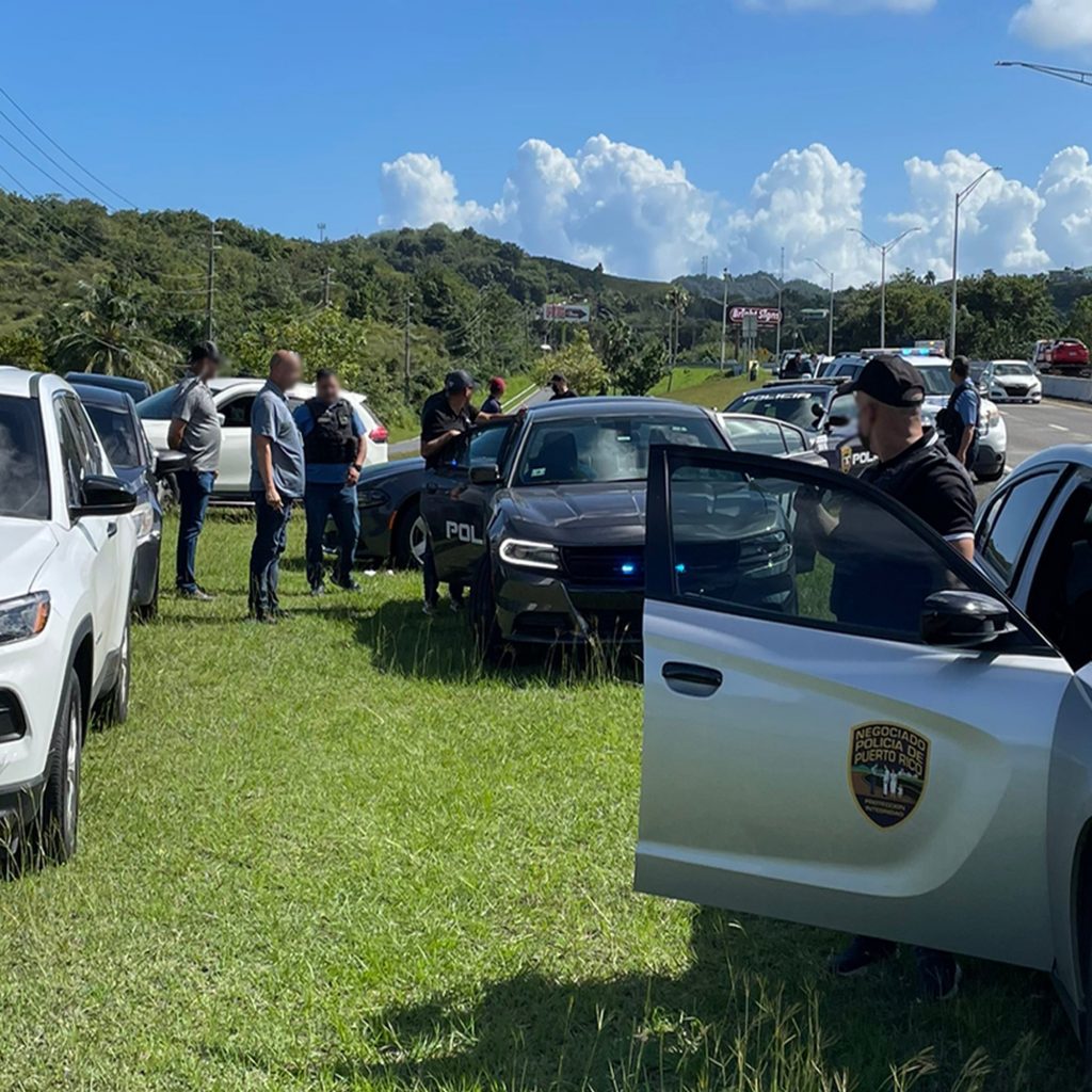 Buscan a 30 indocumentados que ingresaron a Puerto Rico en una embarcación