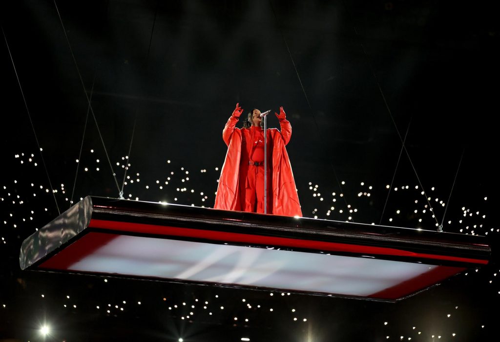 Gracias al Super Bowl, Rihanna aumentó sus reproducciones en Spotify en un 640 %