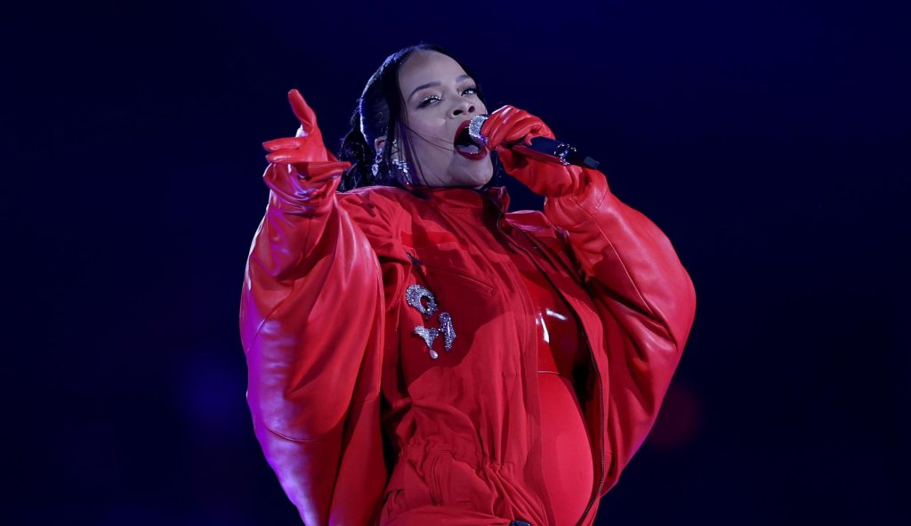 Por si tenías dudas Rihanna está embarazada