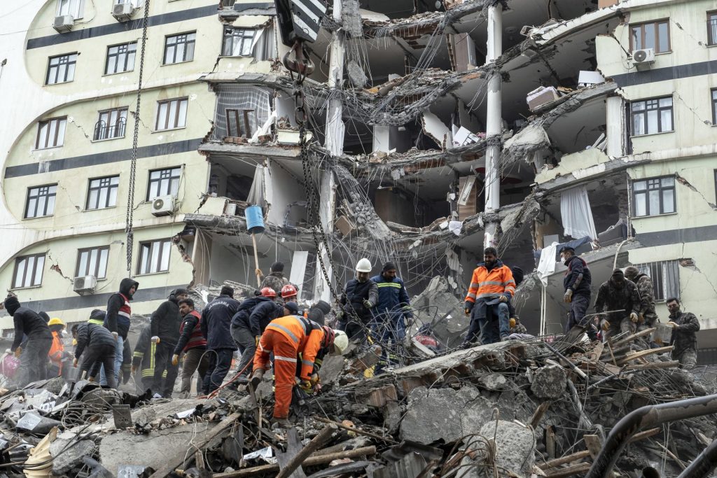 Testigo del terremoto en Siria relató su escape: "Muchos edificios se habían derrumbado"