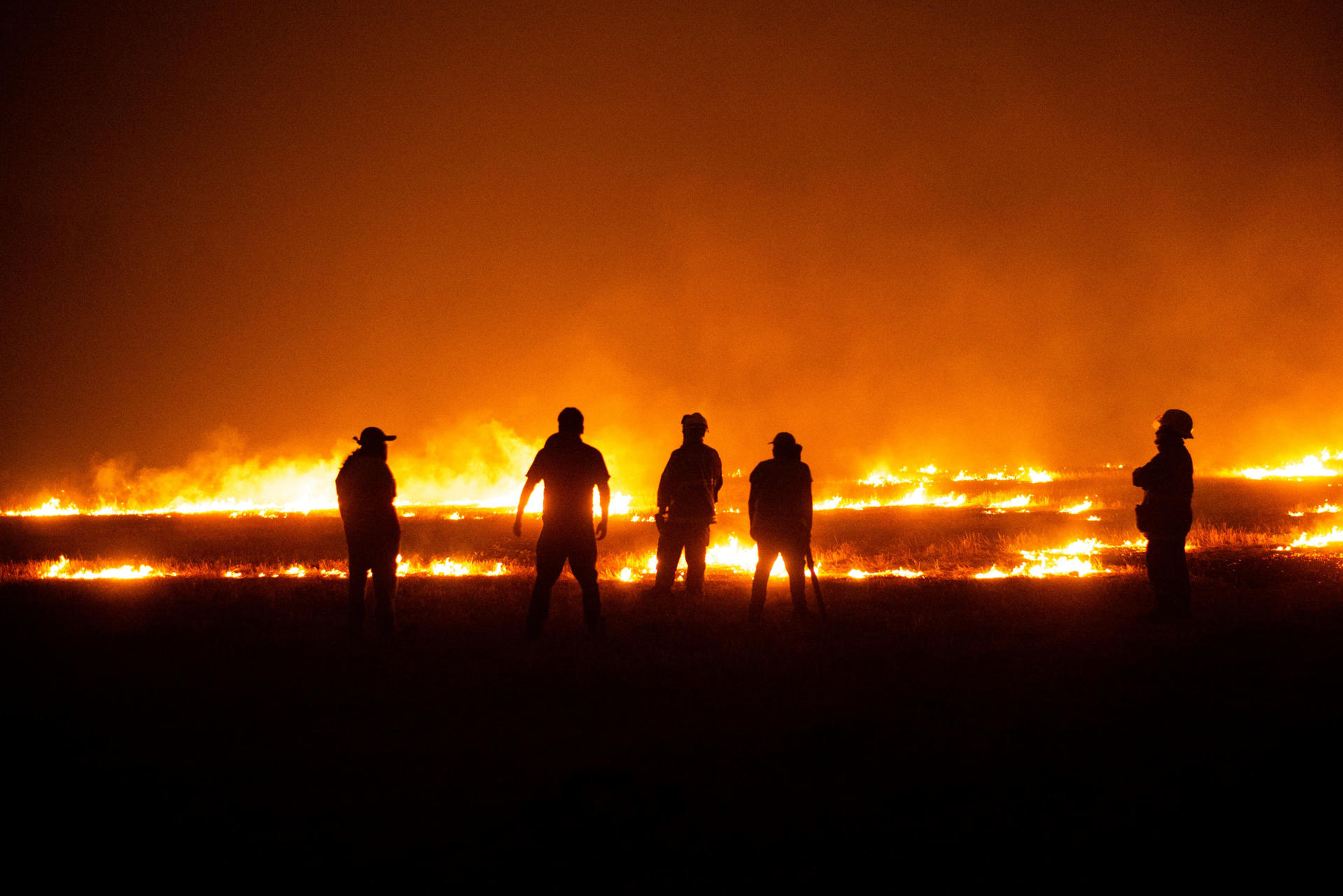 Toque de queda a partir del 10 de febrero en el epicentro de los incendios en Chile