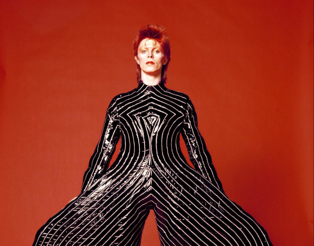 (+Video) En 2025 se exhibirá un archivo sobre David Bowie