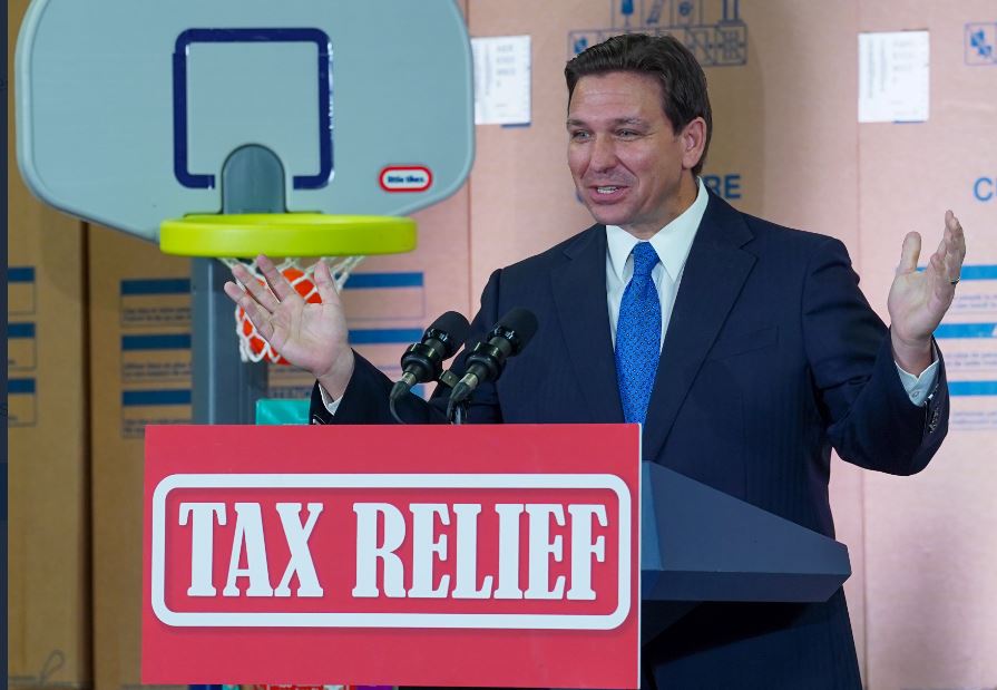 DeSantis presenta plan su plan de alivio de impuestos