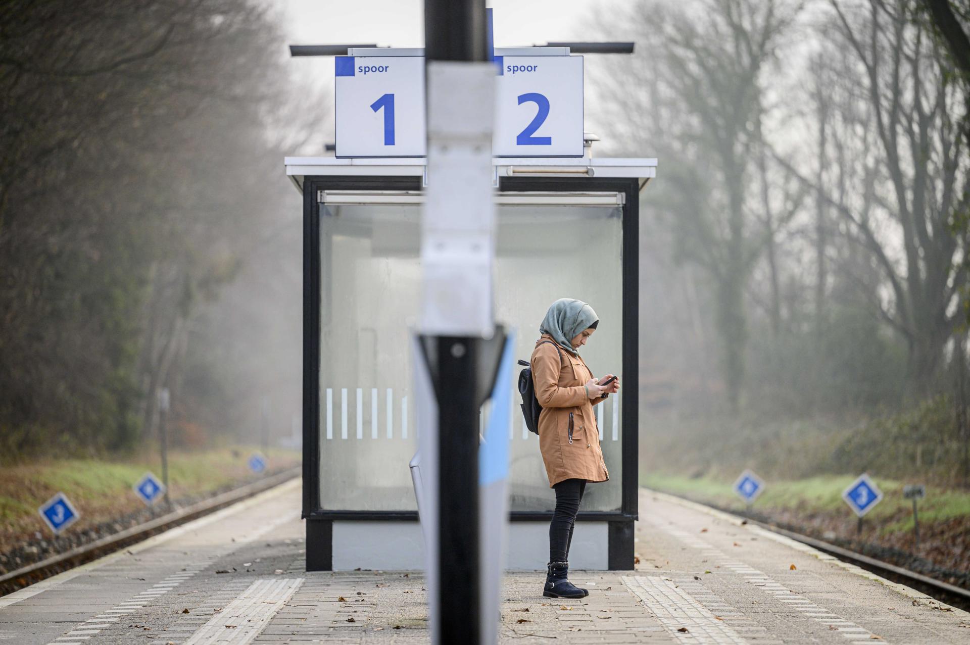 Empresa de ferrocarriles de Suiza grabará a los pasajeros para estudiar sus hábitos de consumo