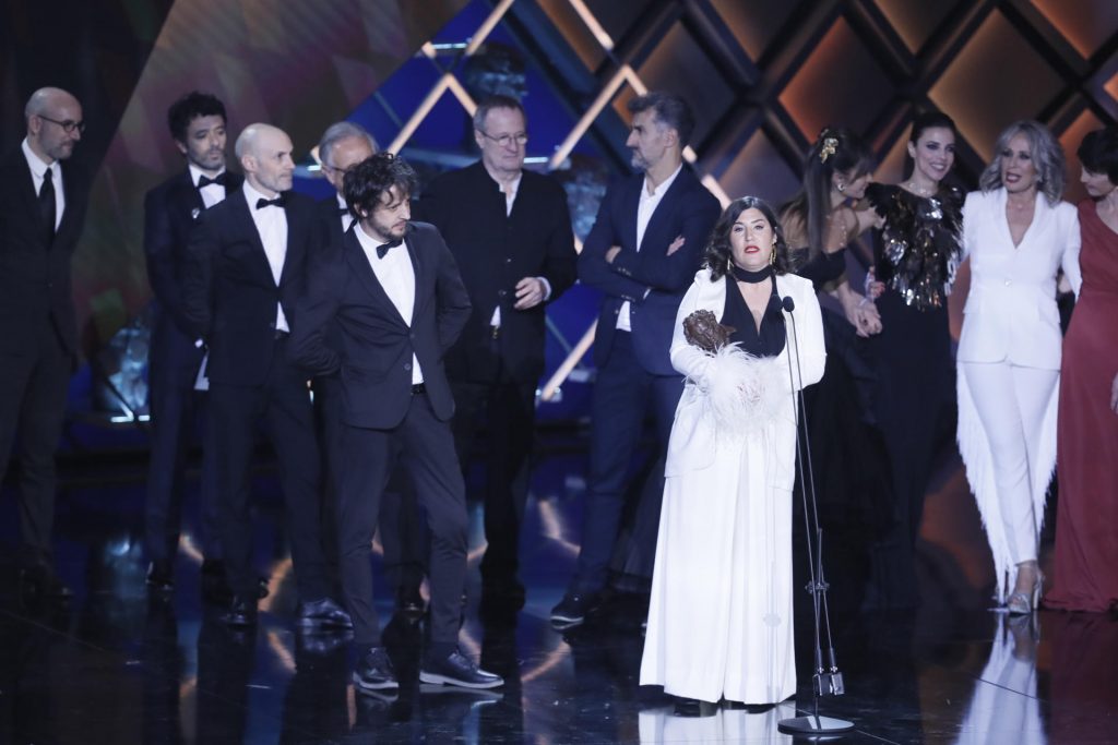 Premios Goya homenajea a Saura y premia a Argentina