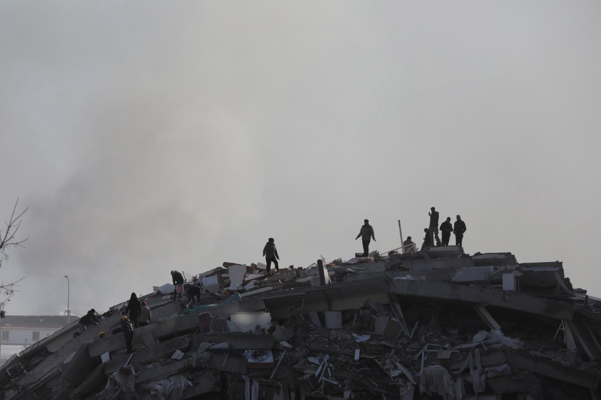 Los terremotos en Siria y Turquía han dejado casi 20 mil muertos