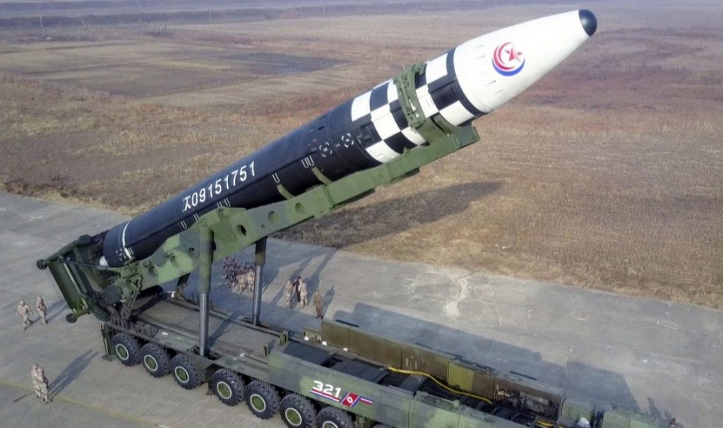 Corea del Norte acusa a EEUU de provocar el derrumbe del sistema internacional de control de armas nucleares