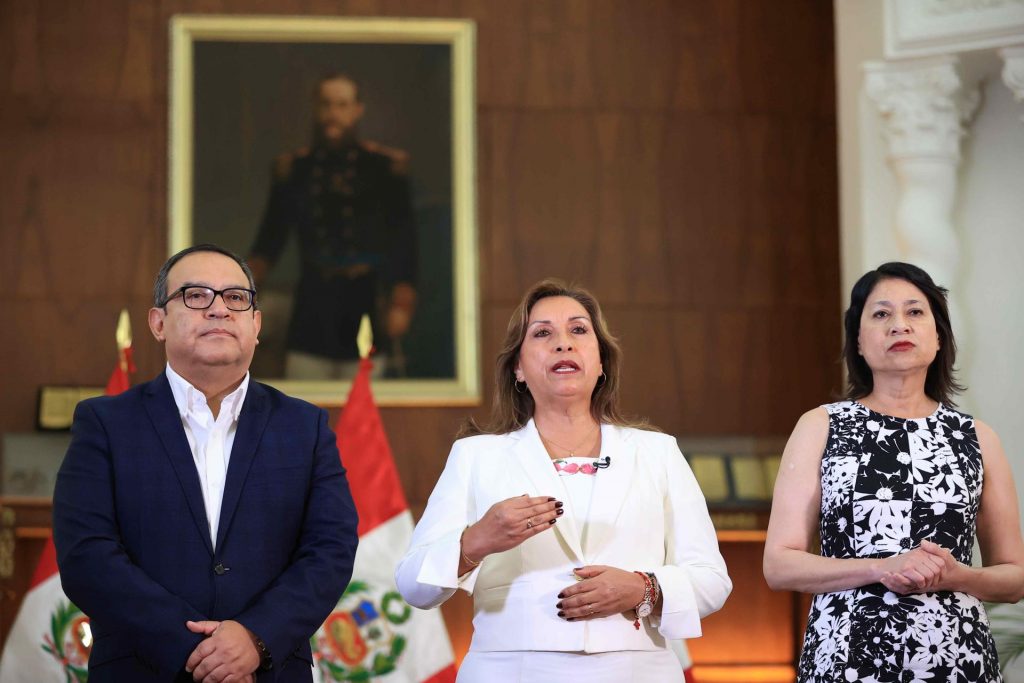 Dina Boluarte rendirá testimonio a la Fiscalía por muertes en protestas