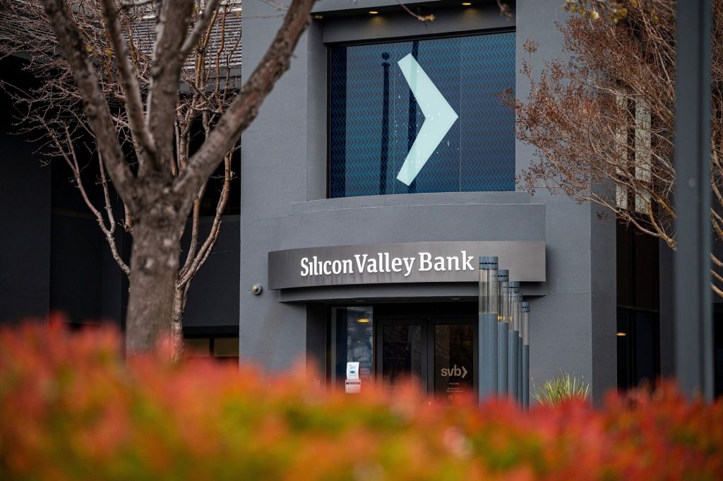 Cierran Silicon Valley Bank por falta de liquidez e insolvencia