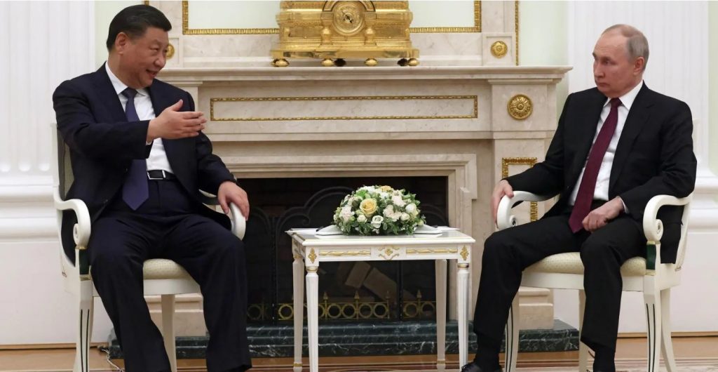 Xi intenta escenificar en Rusia su nuevo papel de mediador frente a Occidente