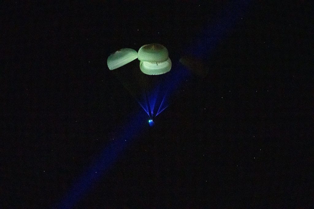 Tras 6 meses en la EEI, la misión Crew-5 regresó a la Tierra sin contratiempos