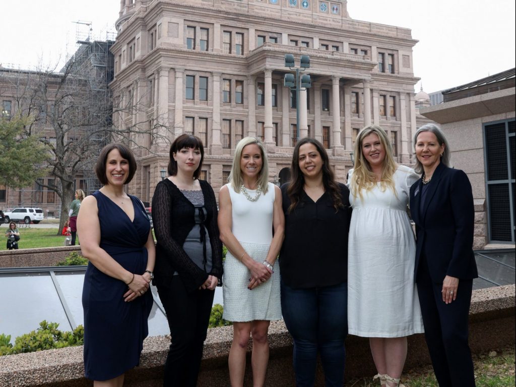 5 mujeres demandaron a Texas al negarles el aborto por emergencia médica