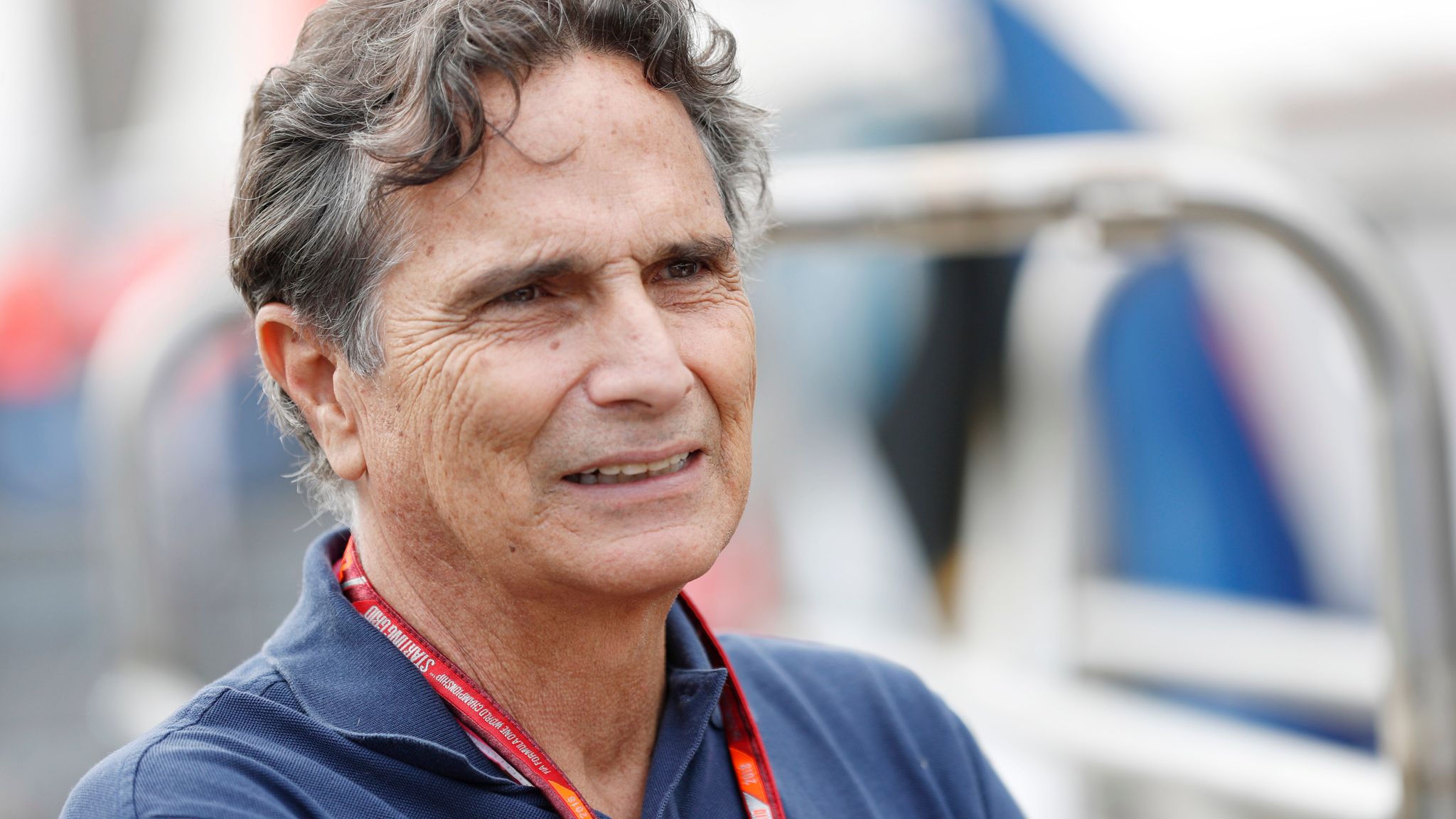 Condenan a Piquet a pagar un millón de dólares por comentario racista contra Hamilton