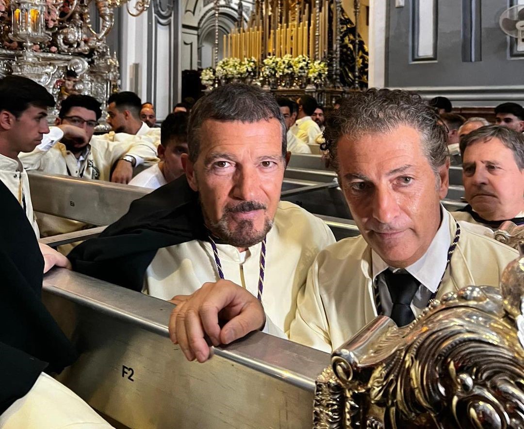 Antonio Banderas cumple con la tradición de Semana Santa en su Málaga natal