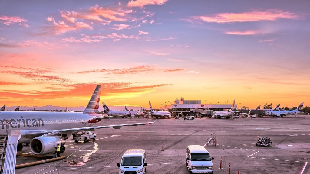 Retrasos y cancelaciones de vuelos en EEUU por problema técnico de aerolínea
