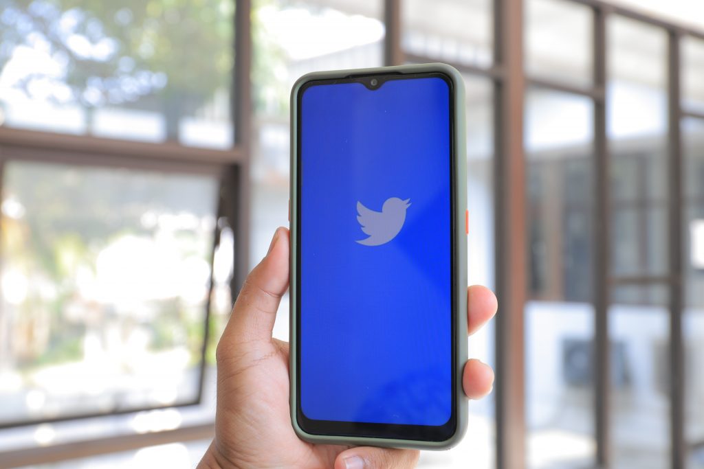 Twitter Blue amplía la extensión de sus tuits hasta 10.000 caracteres