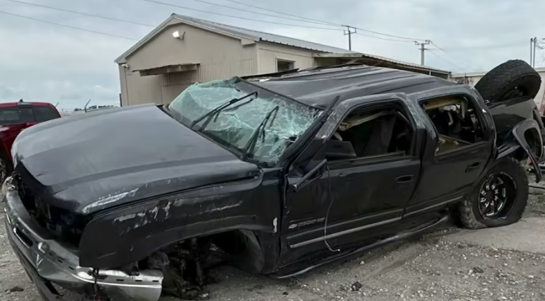 Policía de Sanford busca al dueño de un auto por huir de un choque dejó a una persona gravemente herida