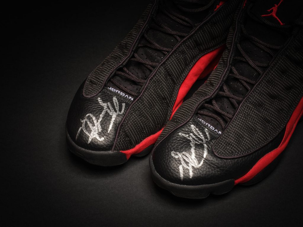 Subastadas zapatillas de Michael Jordan en US $2,2 millones, las más caras de la historia