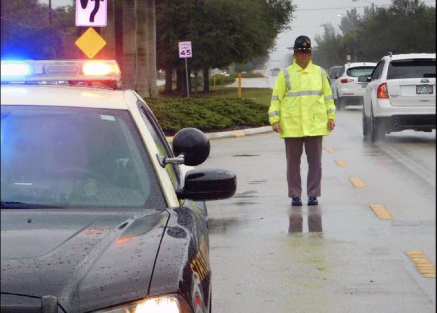 Patrulla de Carreteras de Florida arrestó a un hombre por incidente de ira en el peaje de Yeehaw Junction