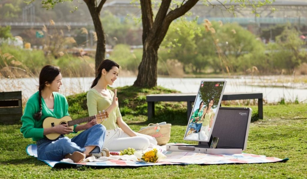 Conoce la LG StanbyME Go, la pantalla táctil que te permite trabajar y divertirte en cualquier lugar