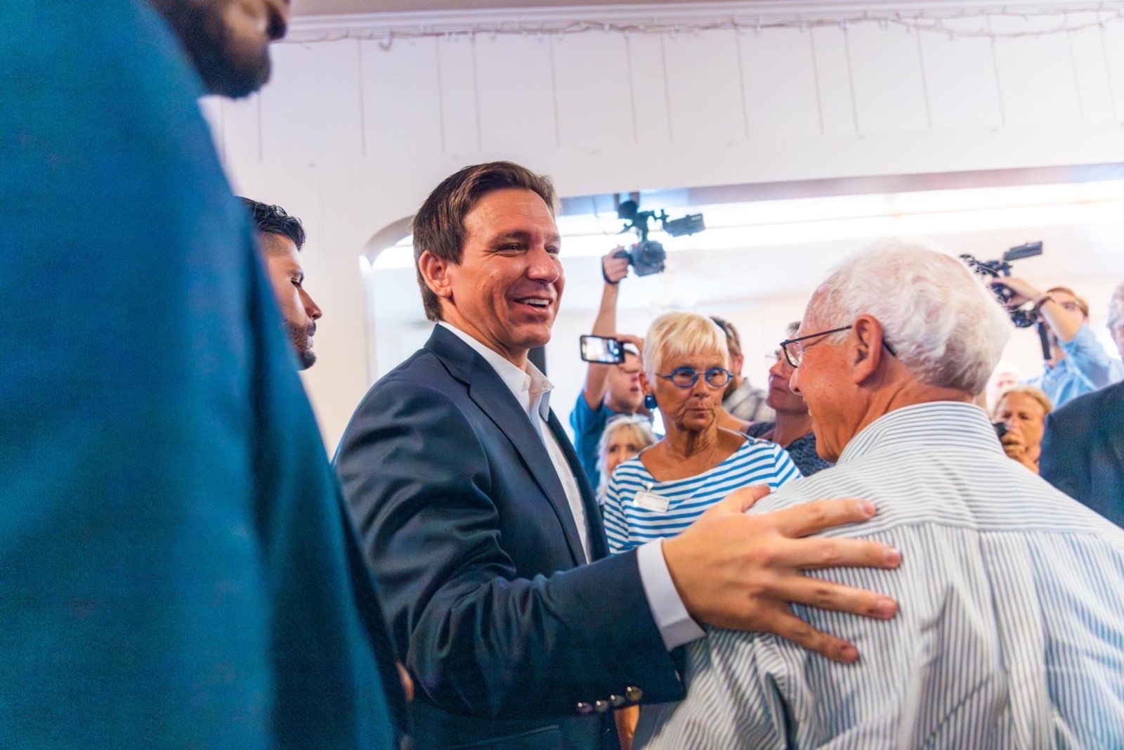 DeSantis anuncia una coalición nacional de alguaciles contra la crisis fronteriza de Biden