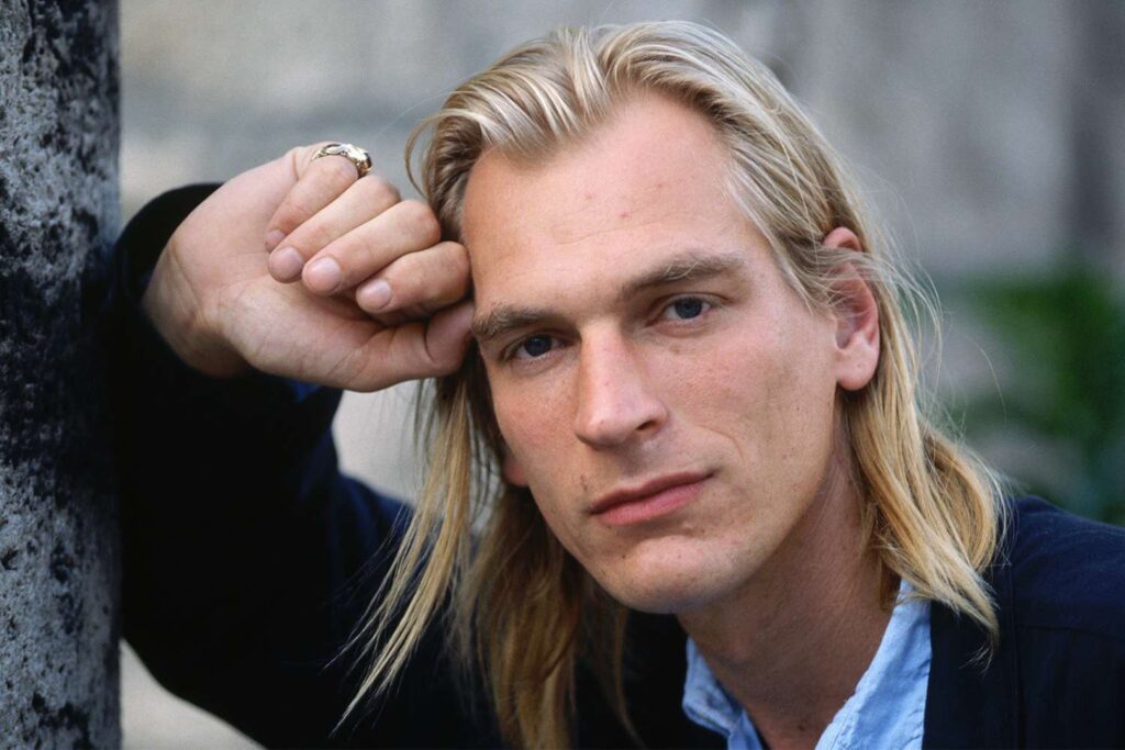 Encuentran restos humanos cerca del área de búsqueda del actor Julian Sands