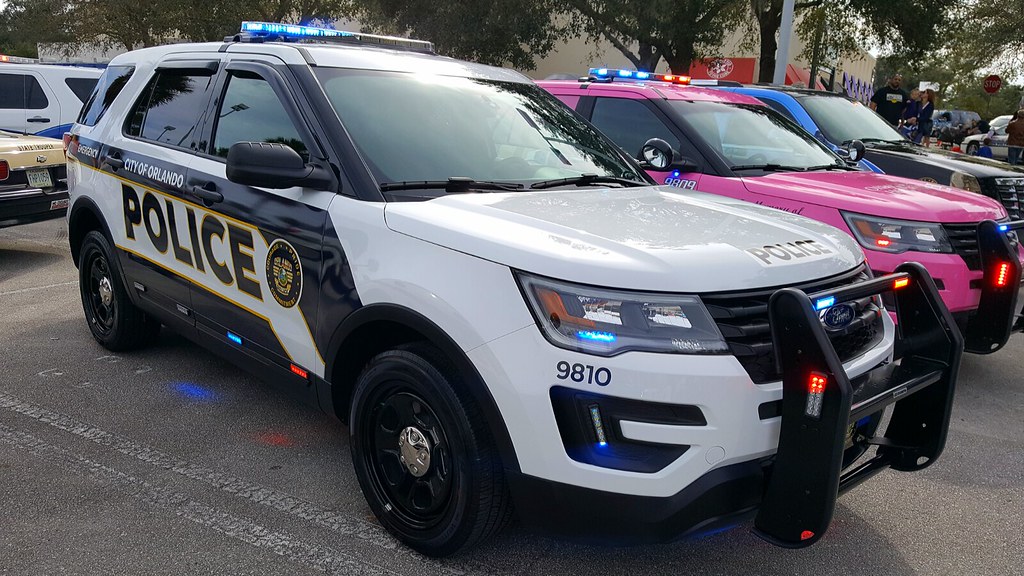 Un hombre estranguló a un agente de la Policía durante un incidente en el Aeropuerto de Orlando