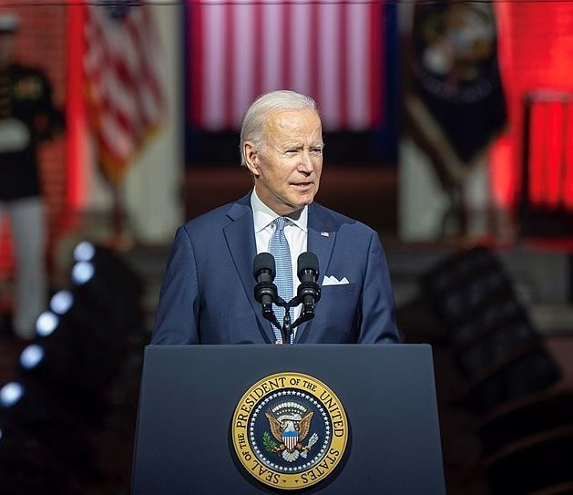 Biden promulga la ley del nuevo techo de endeudamiento de EEUU