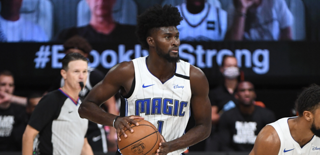 Jugador de los Magic anunció línea de ropa contra el movimiento woke