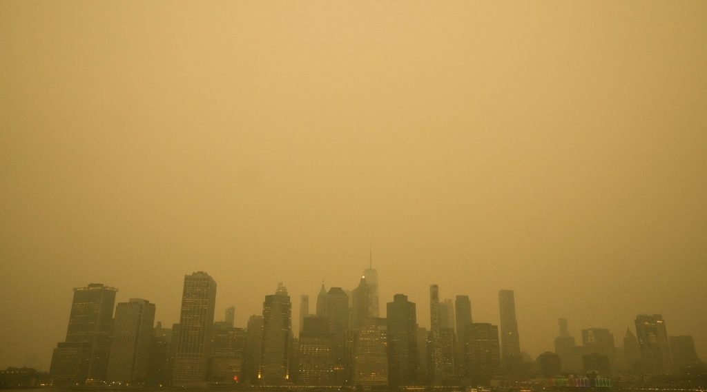 Cielo de Nueva York y de ciudades de la costa este de EEUU cubiertos de humo por incendios en Canadá