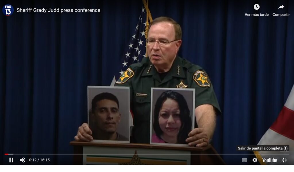 Padres de bebé fallecida dentro de un auto en Lakeland serán acusados de homicidio agravado