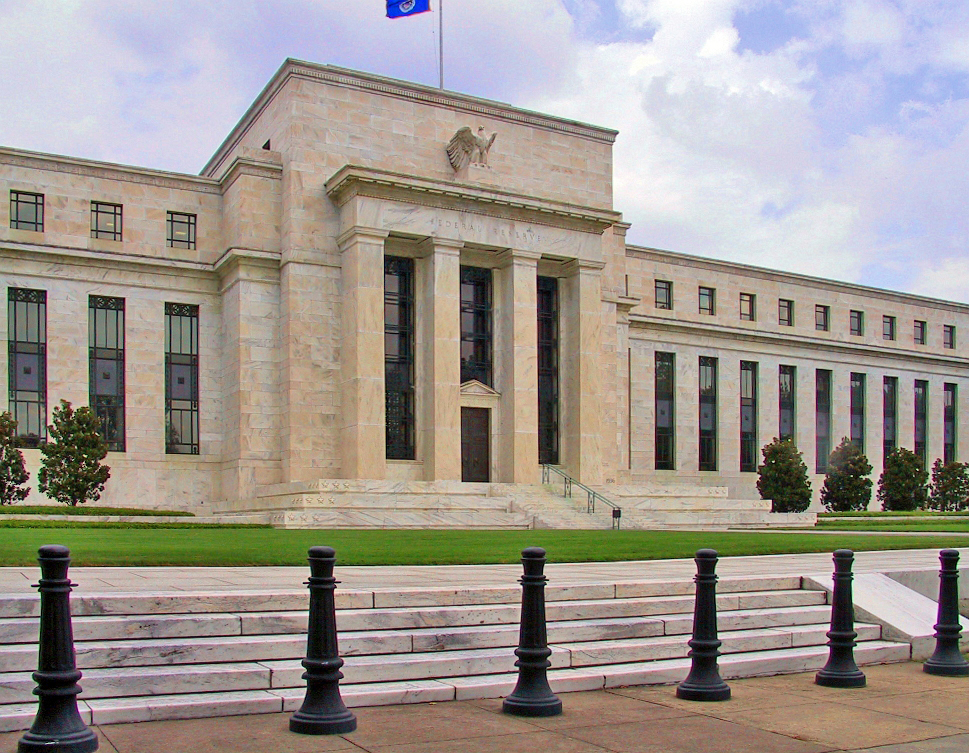 FED multa a Deutsche Bank con US $186 millones por sus progresos "insuficientes" en prevención del blanqueo