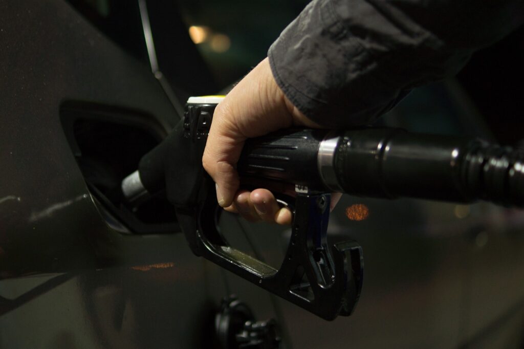 Los precios de la gasolina en Florida están por debajo del promedio nacional