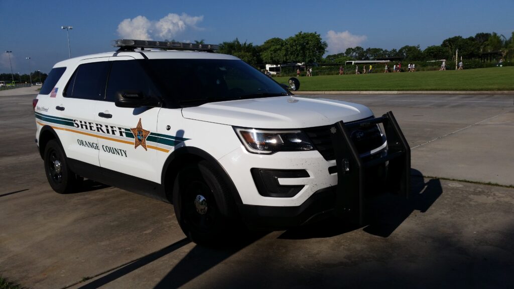 Identifican al hombre de 20 años asesinado a tiros en gasolinera de Maitland Boulevard