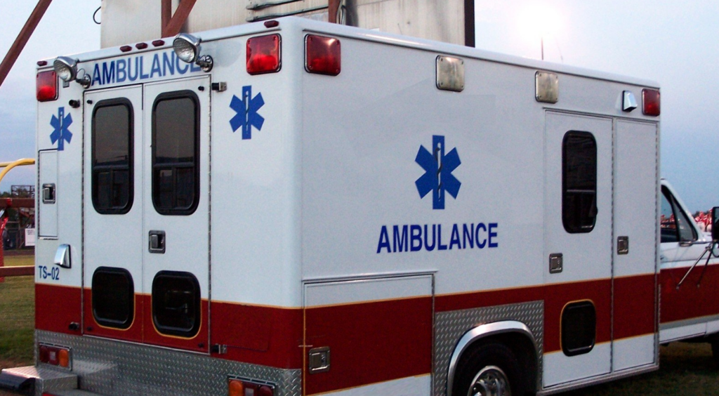 Hombre de Florida fue acusado por dar una golpiza a un hombre que encontró con su esposa en la cama