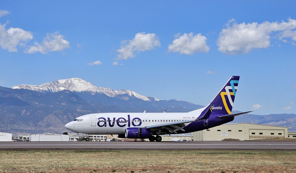 Avelo Airlines inició viajes sin escalas desde el Aeropuerto Central de Wisconsin hacia el Aeropuerto Internacional de Orlando