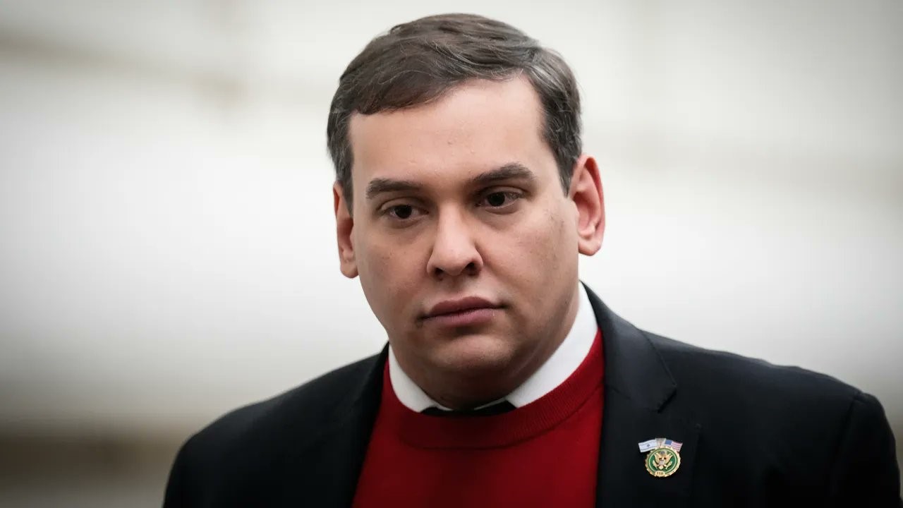 Expulsado el congresista George Santos de la Cámara de Representantes por violaciones éticas