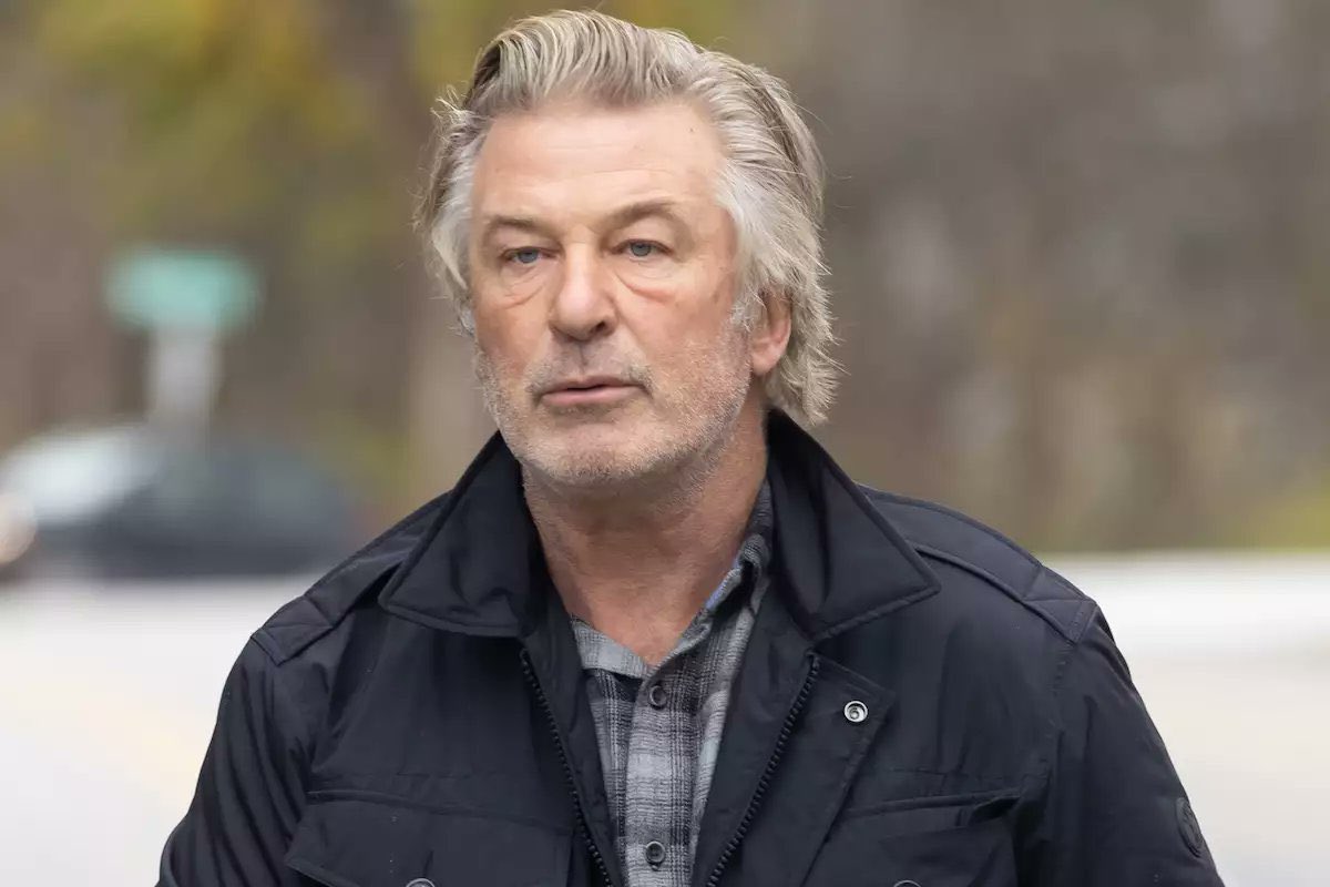 Un gran jurado acusó al actor Alec Baldwin de dos cargos de homicidio involuntario