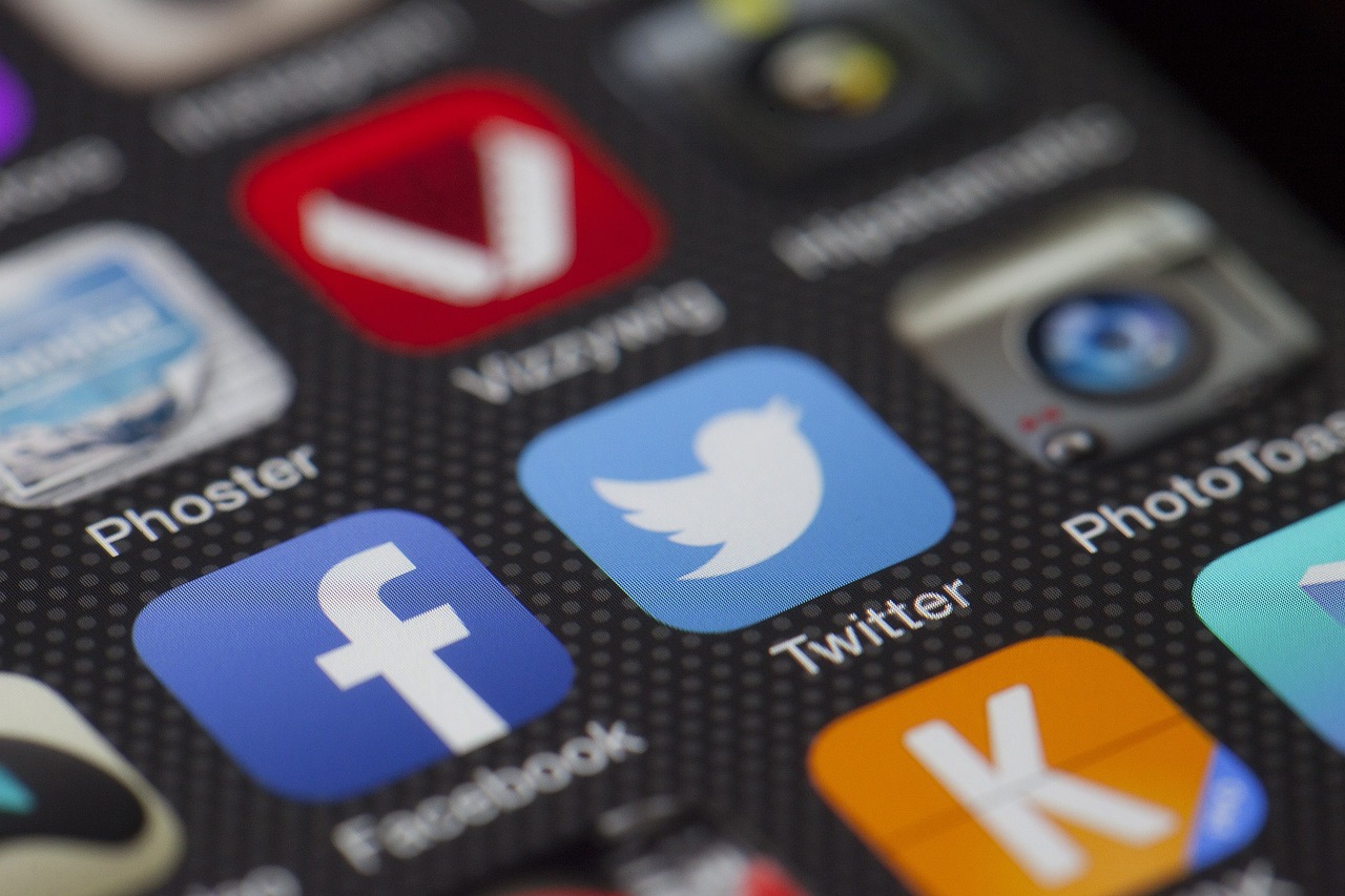 Cámara de Representantes de Florida aprueba proyecto de ley que prohíbe a menores tener redes sociales