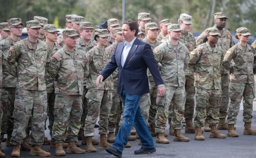 Gobernador de Florida envió más personal estatal para asegurar la frontera en Texas