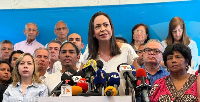 (+Video) Mi candidata sigue siendo Corina Yoris, anunció María Corina Machado