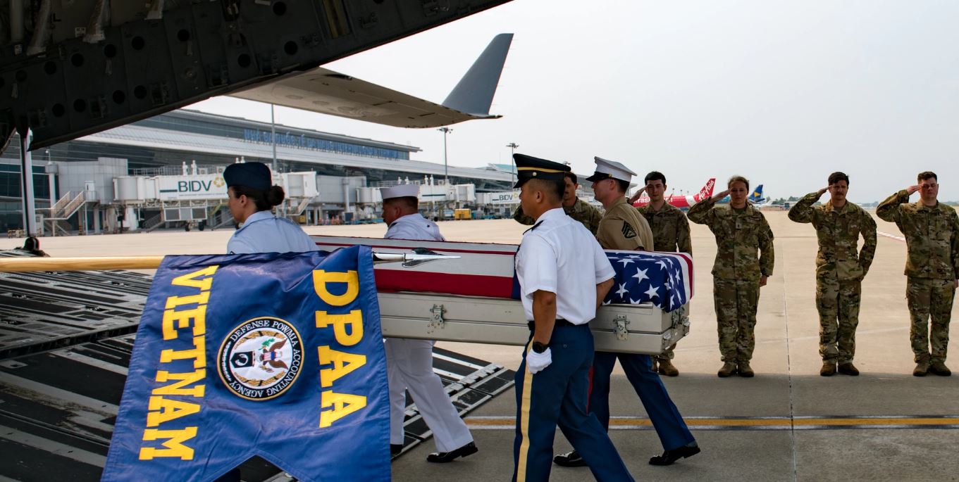 Piloto militar de Florida es hallado en Vietnam 57 años después