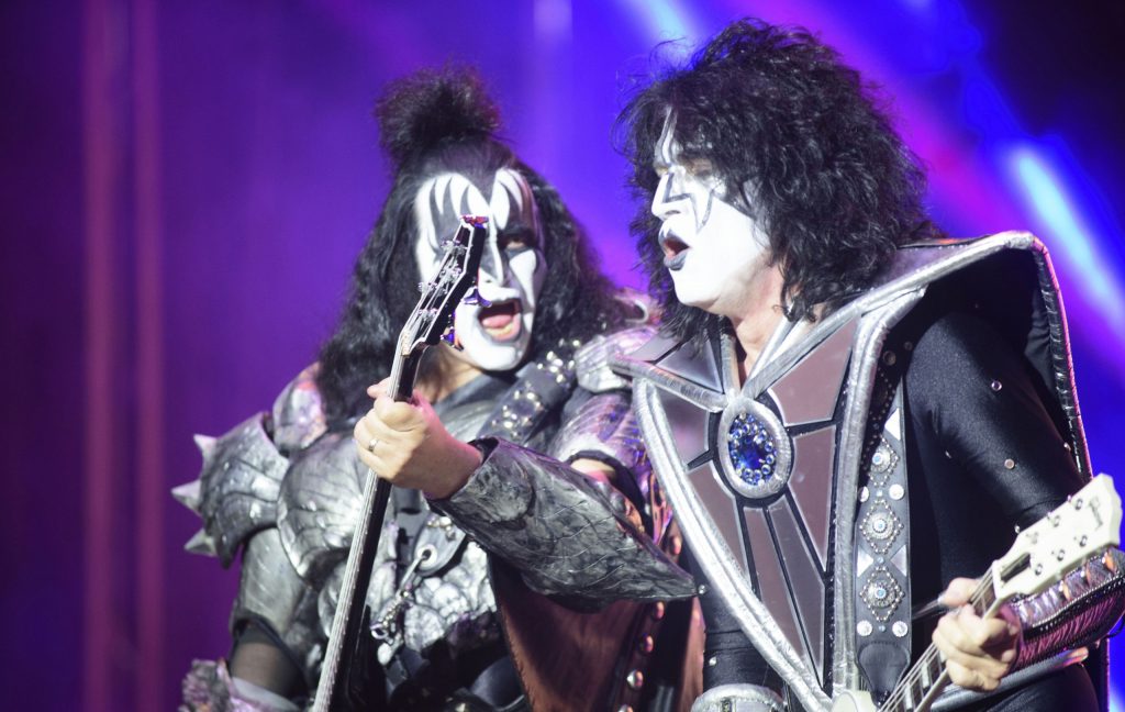 Kiss vendió su catálogo, propiedad intelectual y nombre por unos US $300 millones