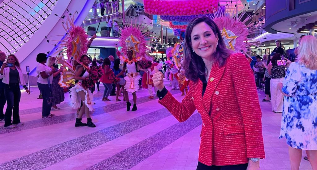 Congresista republicana María Elvira Salazar organiza feria de trabajo en Miami