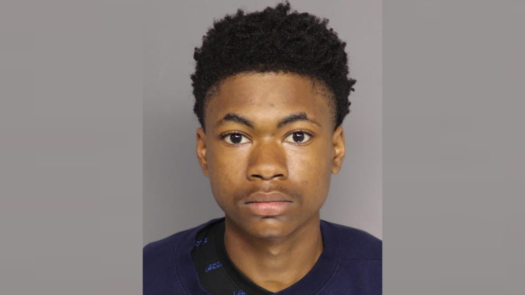 Adolescente acusado de disparar en bar de Sanford será juzgado como adulto