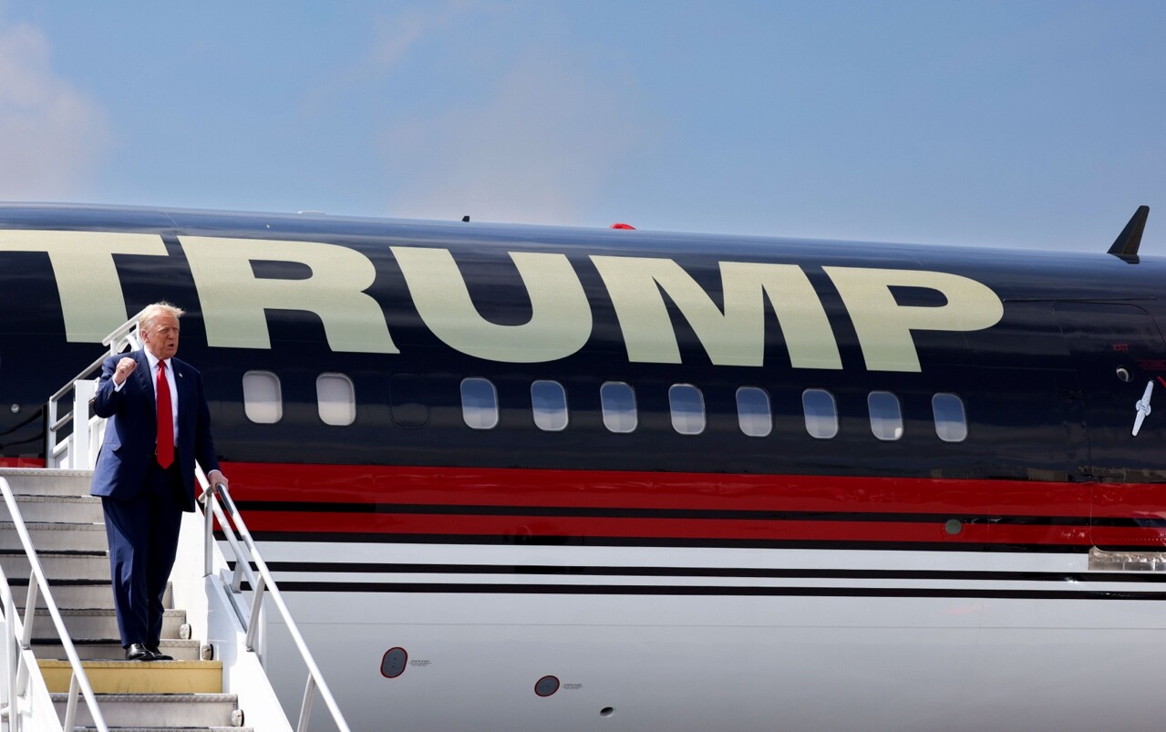 Avión de Trump chocó contra un jet en el aeropuerto de West Palm Beach
