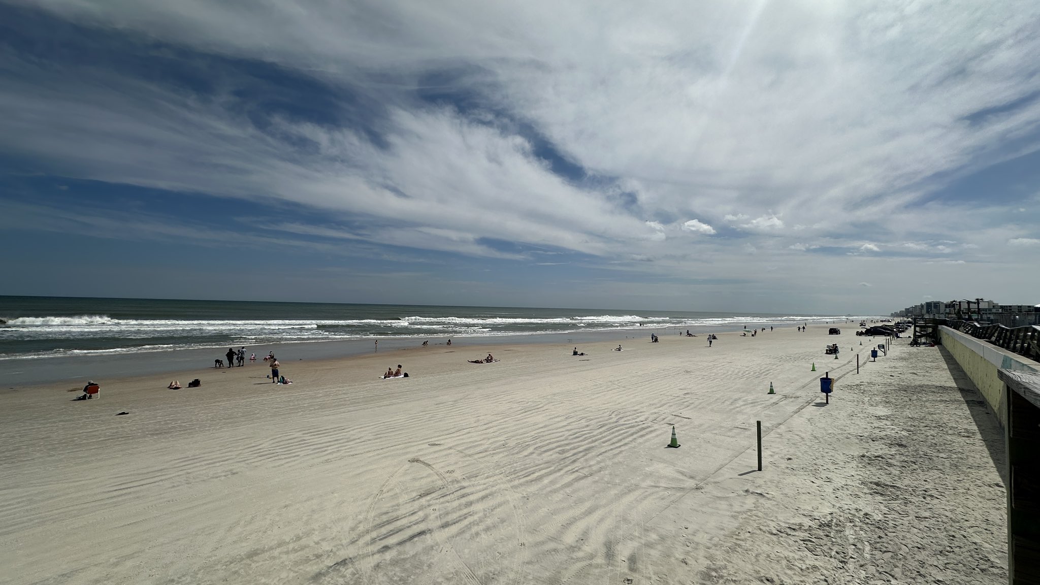 Condado de Volusia discutirá sobre el tráfico de vehículos en playas de Daytona Beach