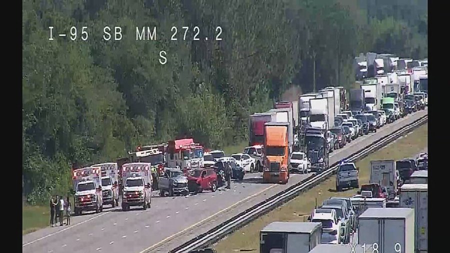 Accidente en la Interestatal 95 provocó un mega atasco en Ormond Beach
