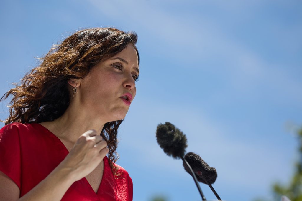 Ayuso a Maduro que "más parecido al fascismo es crear un éxodo de 8 millones de personas"