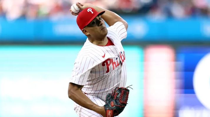 Ranger Suárez se recupera del pelotazo y abrirá juego este sábado